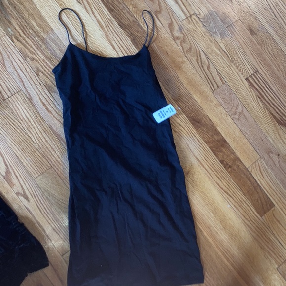 Kohesion Dress - Picture 4 of 6